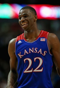 Wiggins-poses-with-Kanye-West.-207x300.jpg
